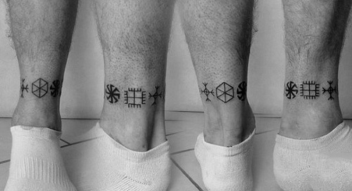 hình tattoo lắc chân đẹp