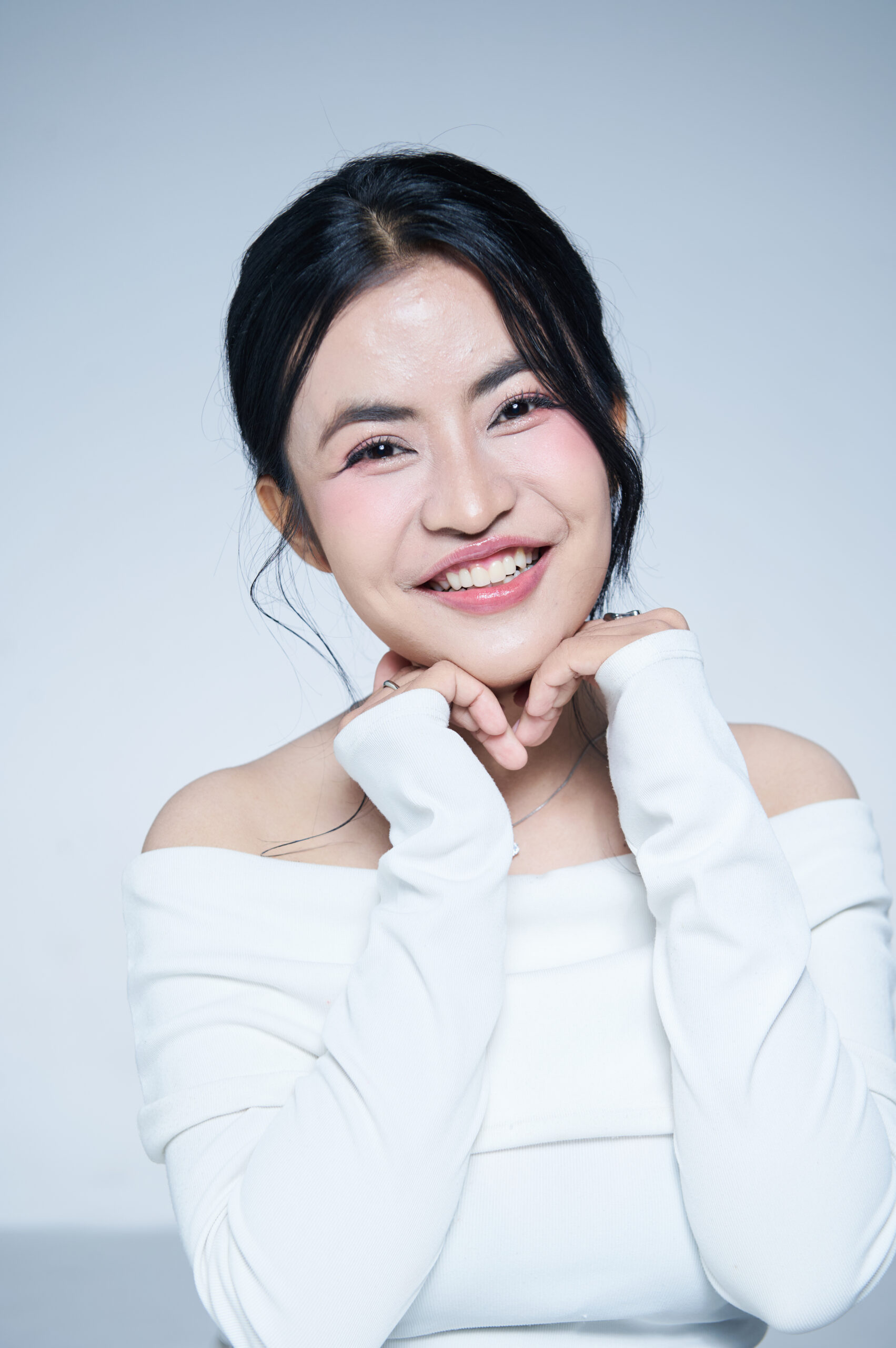 Trà My thay đổi sau cắt mí và đại phẫu hàm mặt